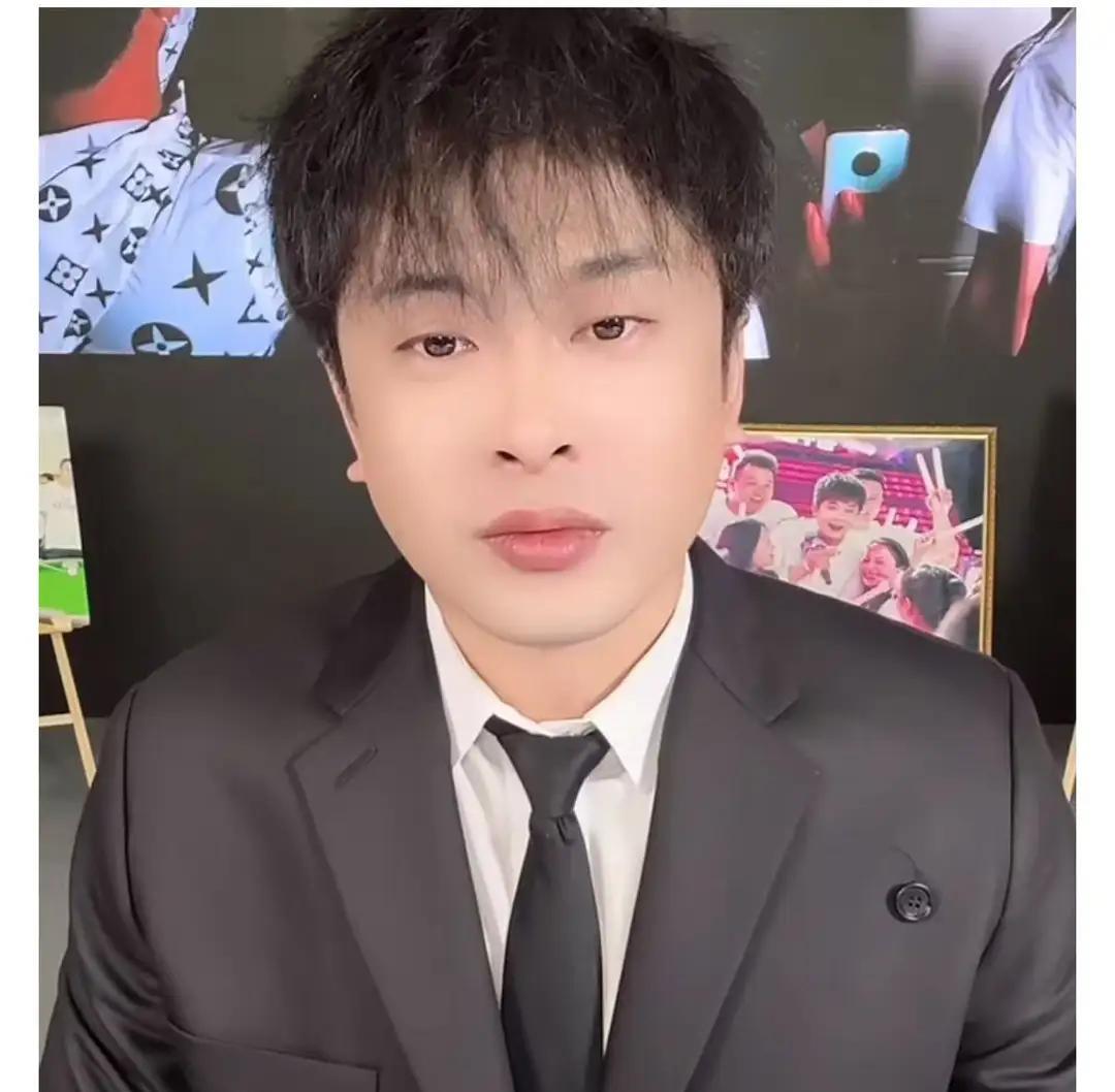 直播天王辛巴惊爆退圈！曾豪捐1.5亿的百亿网红因健康亮红灯暂别，时代终结还是华丽转身？