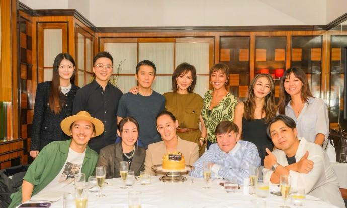 梁朝伟、刘嘉玲，这俩夫妻能长红是有原因的，不是因为他们的颜值，也不是因为他们