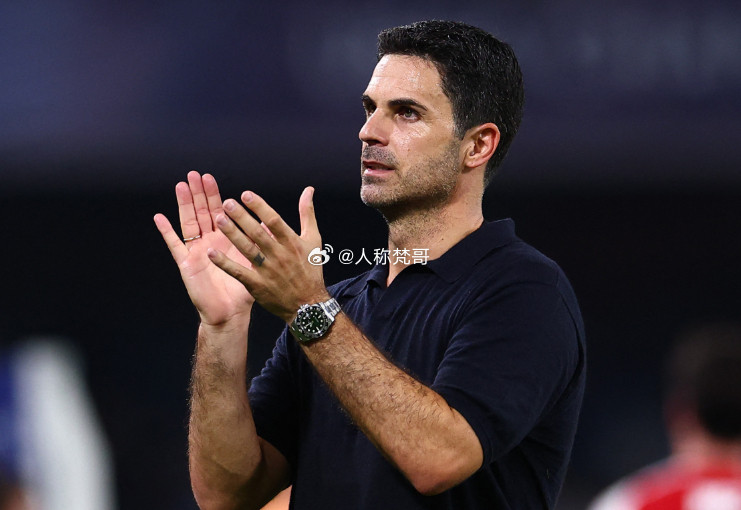 在回答球迷提问时，TheAthletic知名记者大卫·奥恩斯坦表示，阿森纳接下来将重点关注进攻端，寻