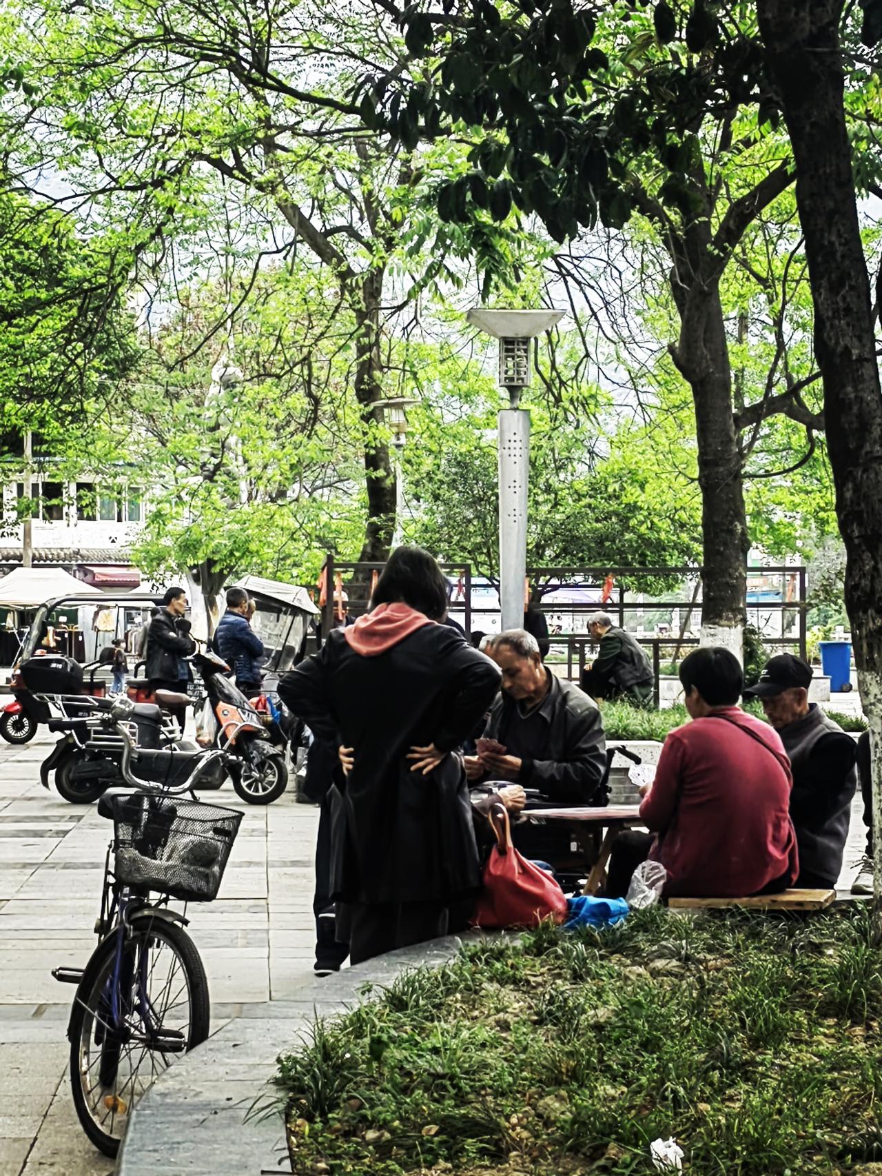 告诉你们一个真相男人越是穷困潦倒，就越容易花心越是自卑怯懦，就越容易出轨你