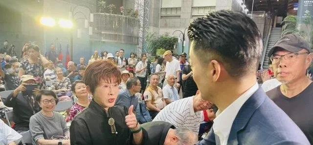 前台大校长管中闵主办策划“抗战胜利与台湾地区光复80周年纪念”图片展今日举行开幕