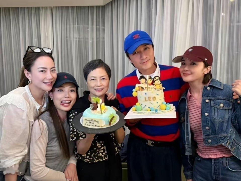 古巨基54岁生日全家合照曝光，58岁妻子保养年轻，两个儿子像妈妈​​​