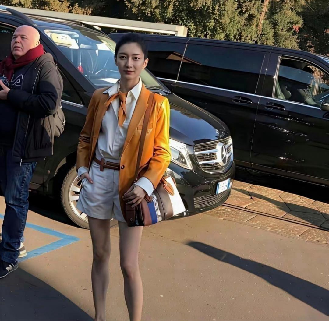 江疏影变化超大，简直不敢认。