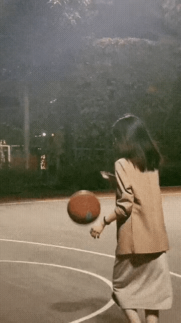 有一说一，我喜欢这种打球的小姐姐。