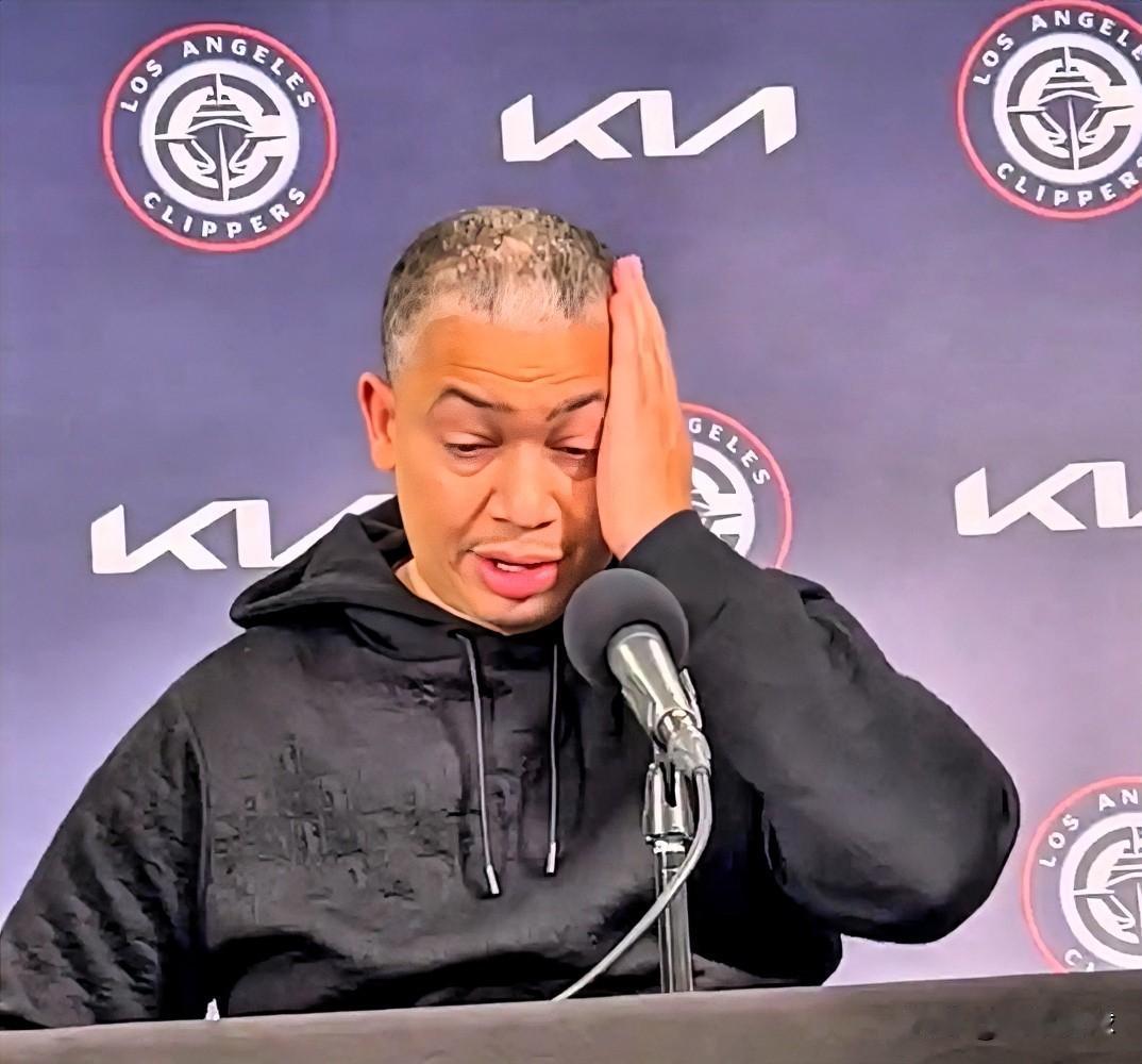 卢指导坦言快船防守断电！哈登独木难支，琼斯伤