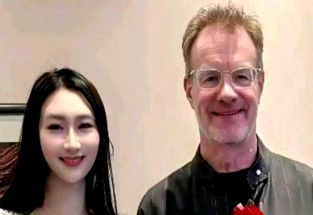 那个在中国火了三十年的“洋女婿”大山，就一张照片，把所有人都干沉默了。60岁的