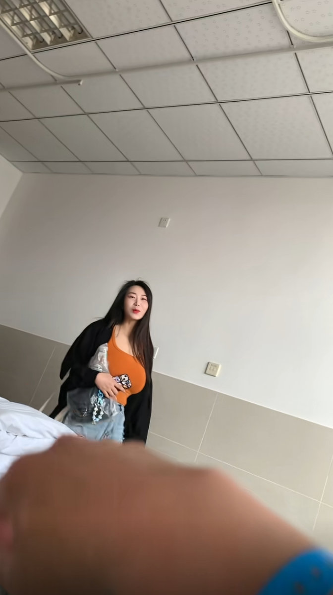 不生病不知道，还是一个媳妇好！
