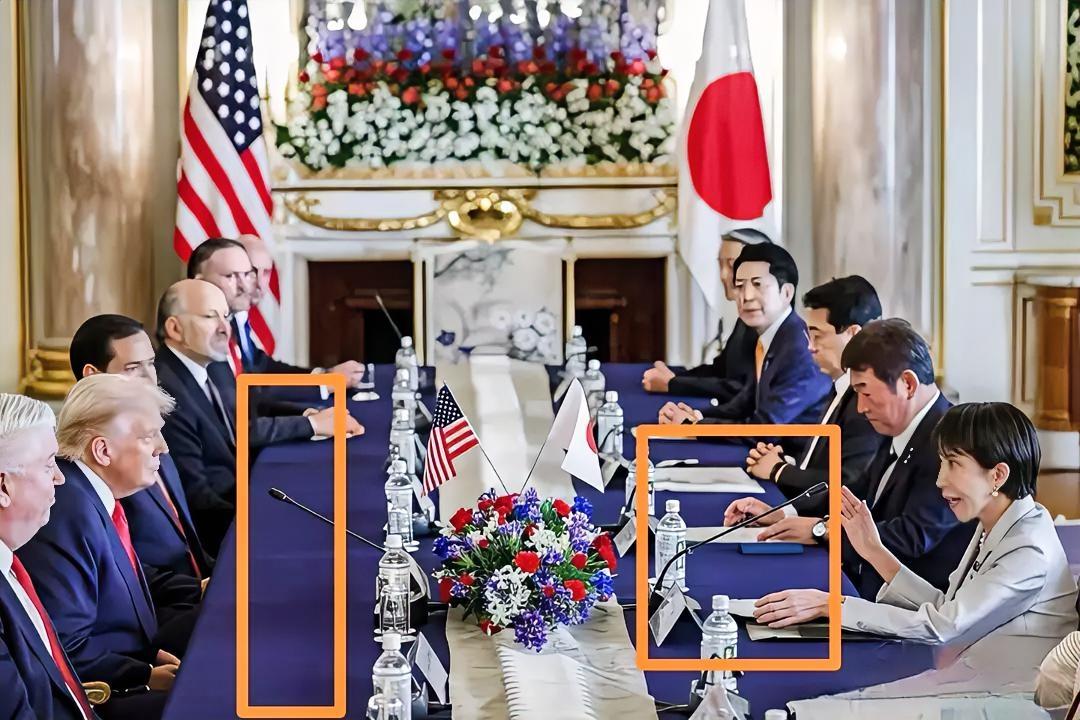从这个细节或许可以看出美国是如何降维打击日本的仔细看特朗普与高市早苗会谈的场