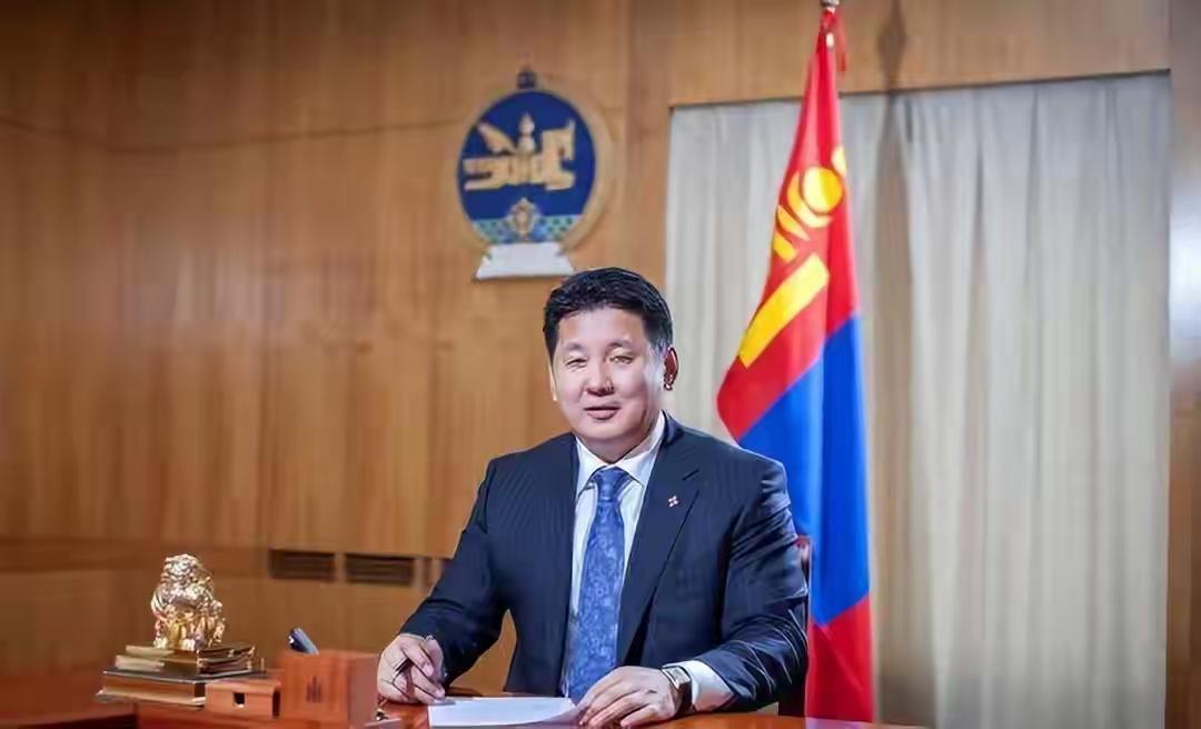 【震惊!蒙古政坛大地震:亲美派"夺权"不成反蚀把米,美国战略彻底翻车?】