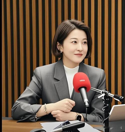 37岁李在明女助手吐槽：从政后，再没人给我介绍男朋友了安贵玲，37岁，李在明