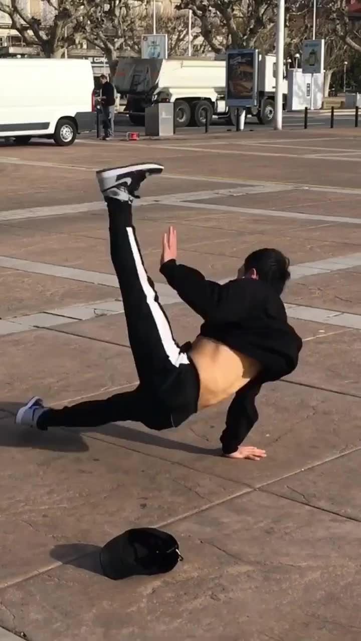 怎么学手势舞基本动作 12043720630402074305.jpg?id=0