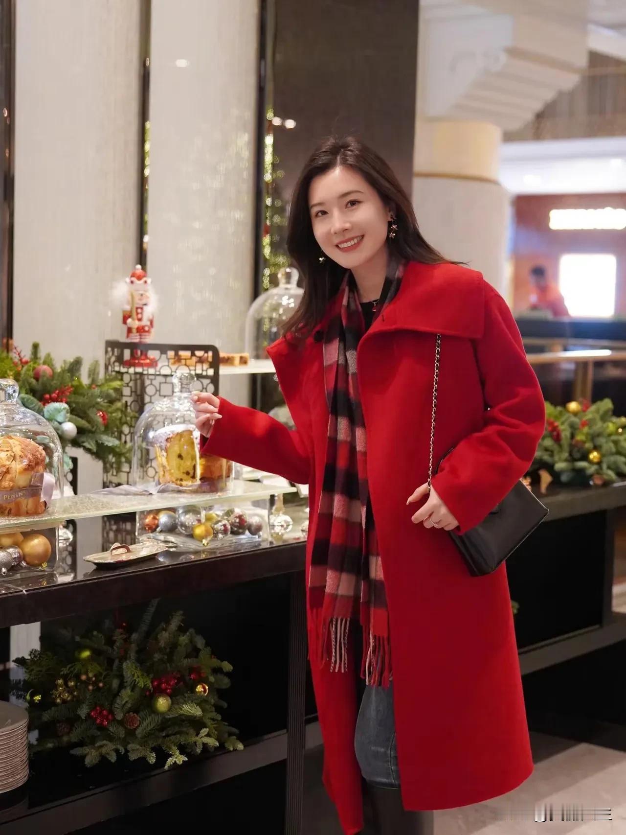 在这种场景下没食欲的我都被激起了吃的欲望[/微笑]