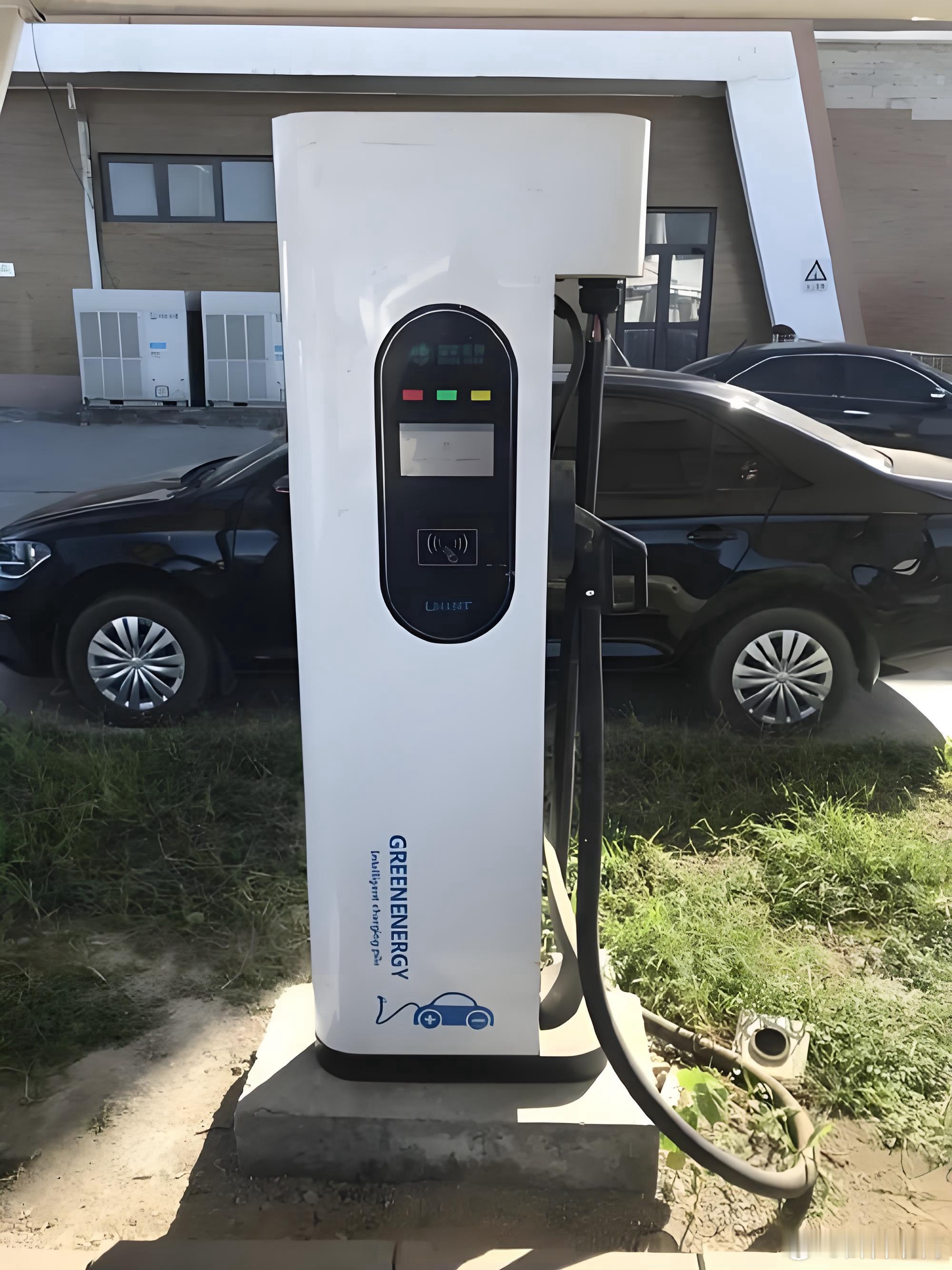 有人说发达国家放弃全电动车，我国电车一降再降，电车会变成我们车企自嗨吗？这就是赤