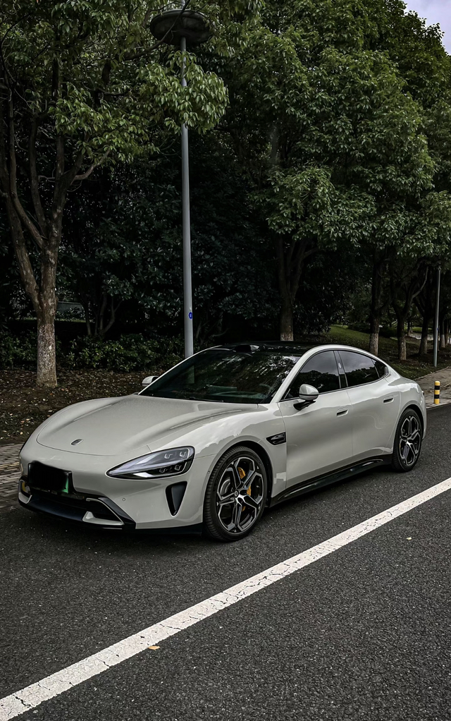 小米su7试驾体验试驾的是顶配版本，优缺点兼有，我捡几个对于普通人比较重要的