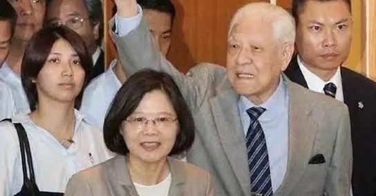 其实很多中国人不知道的是：大部分台独不是100%中国人，他们真正力量也不是来自美