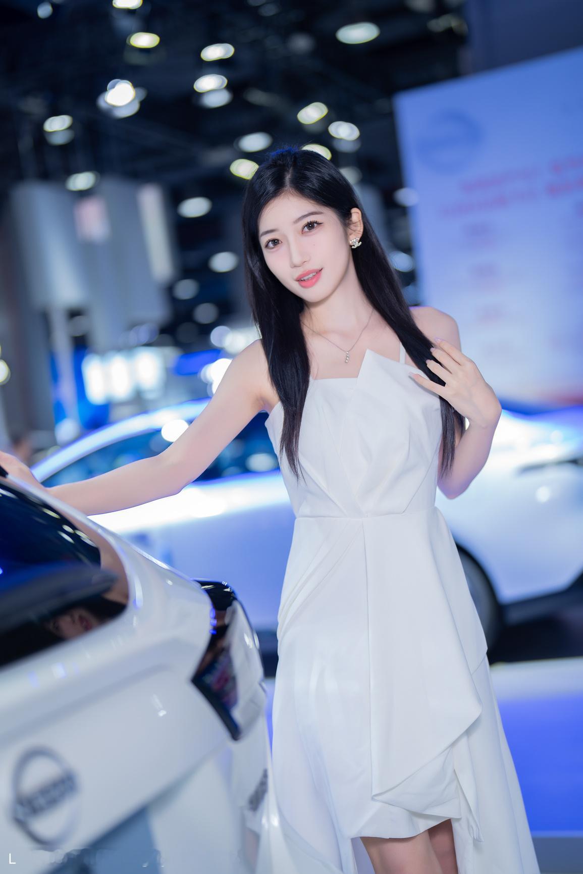 聆听猎人的车展日记聆听在广州车展猎人与车展2025国庆广州车展想把图片带回家