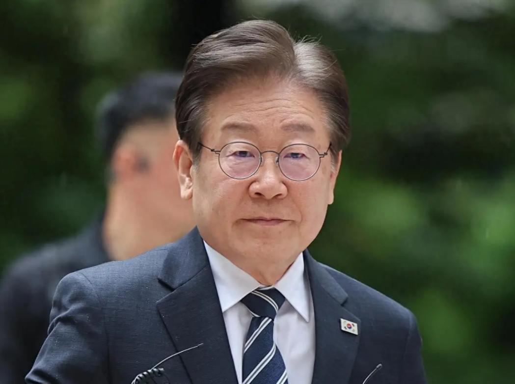 情况紧急！韩国发通知、菲总统表态，美国纳闷：中国的淡定超乎想象。当地时间3