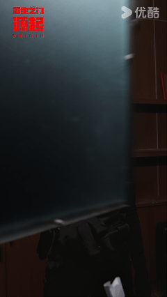 内娱穿裙子跑酷的女主来了💚周燕杀疯了！吴谨言穿绿色长裙跑酷，亲自上阵动作利落