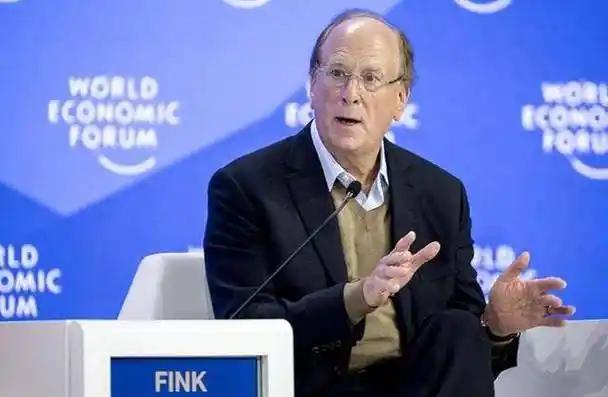 就在大家紧盯中东局势时，一个掌握10万亿美元的隐形帝国正悄悄控盘全球。它就是犹太