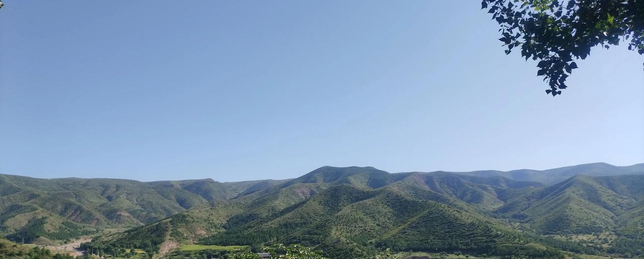 去往哈达门国家森林公园沿途风景