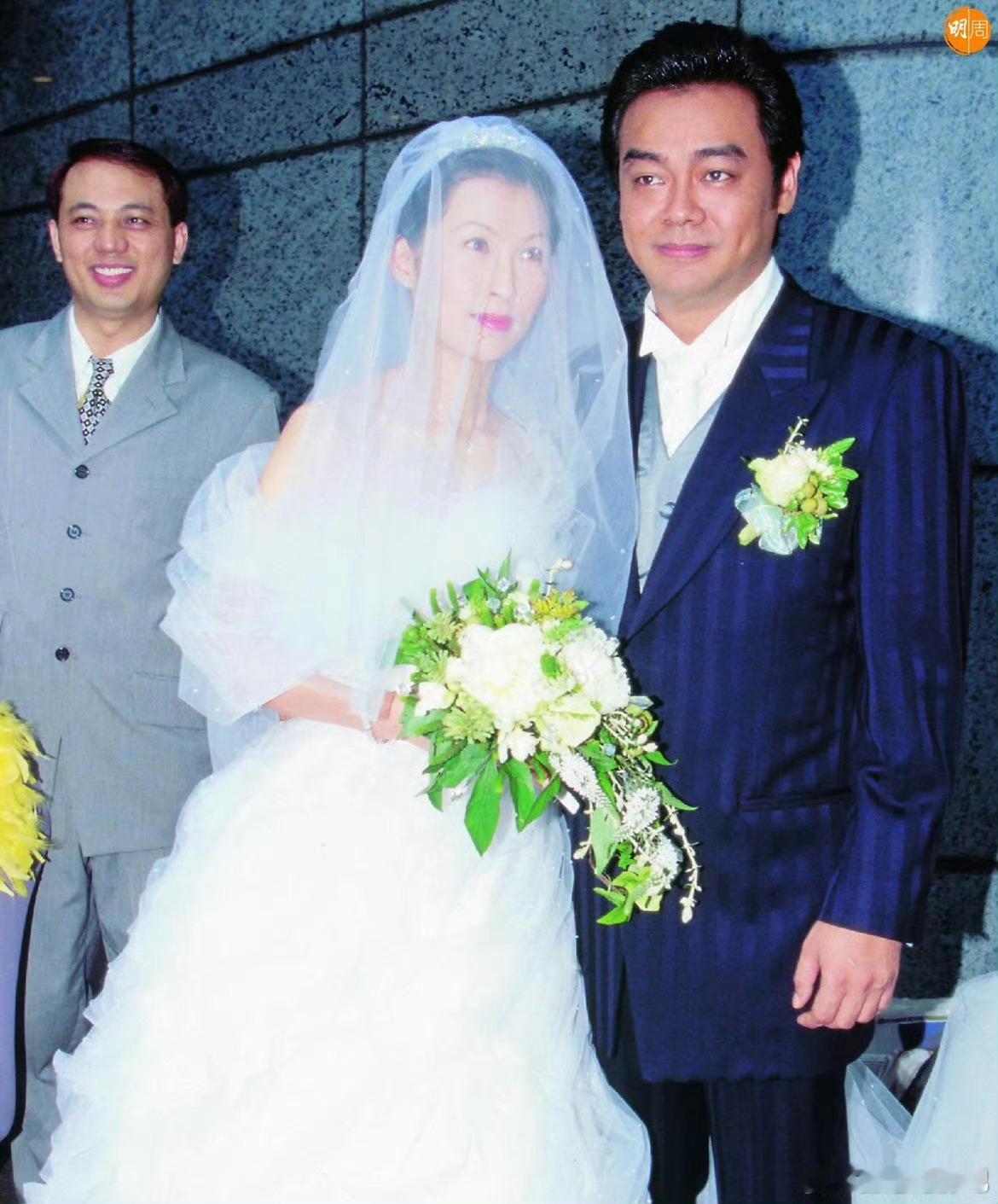 1998年6月17日，刘青云和郭蔼明在香港注册结婚，并举行典礼。当日，婚礼行程由