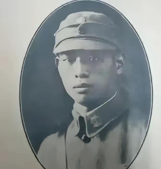 1939年，国军营长史恩华，被日军包围，师长大惊，连忙组织人员营救，谁知营长却说