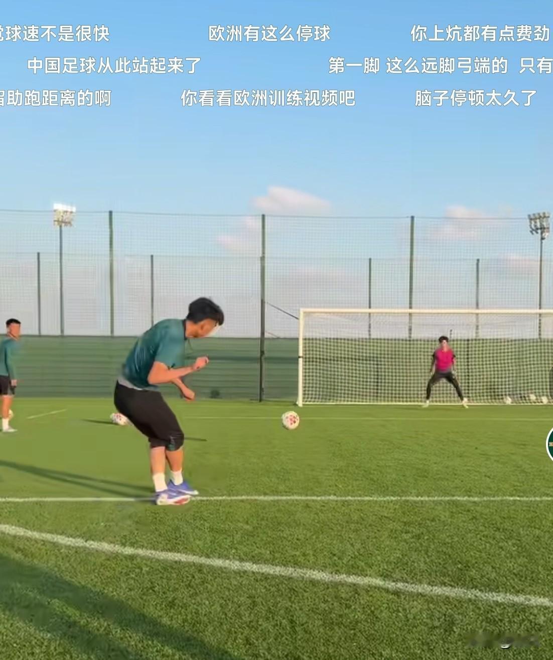 在U23亚洲杯表现一般的王玉栋，回到浙江队还是那么自信满满，一副球星的样子。前