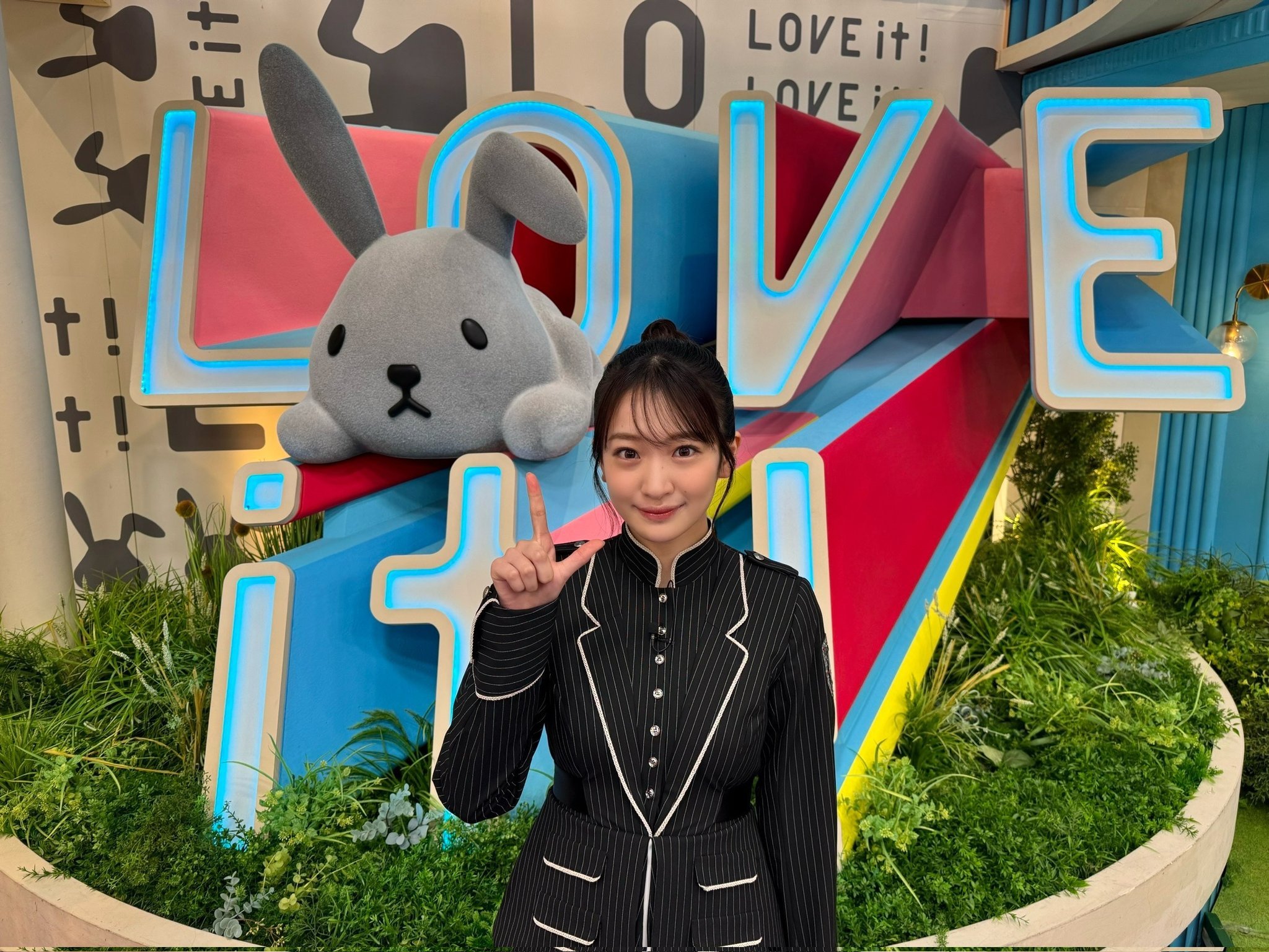 小島凪紗　ラヴィット​​​