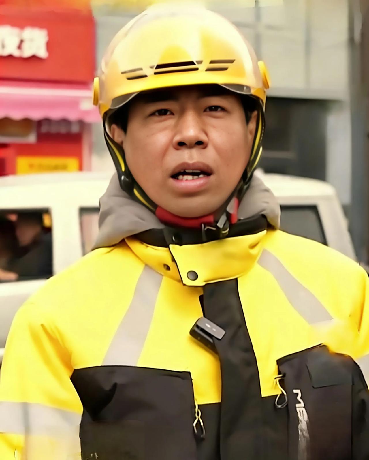 接单还是救命？外卖小哥一秒抉择，改写孩子命运2026年3月10日中午，上海松