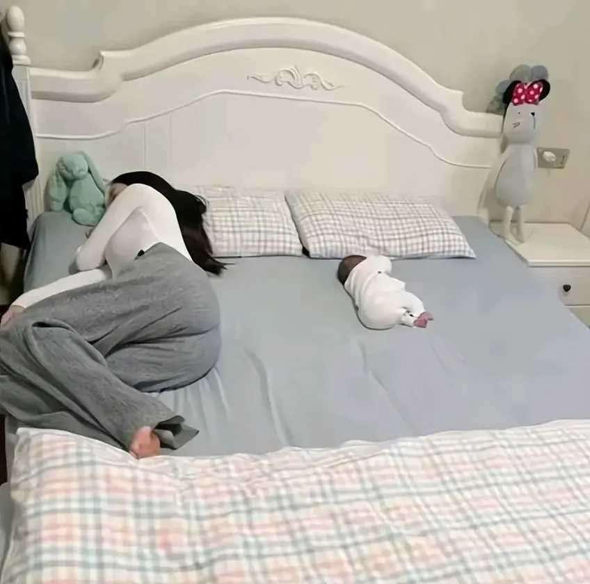 娘俩生气了，我要先哄哪个？
