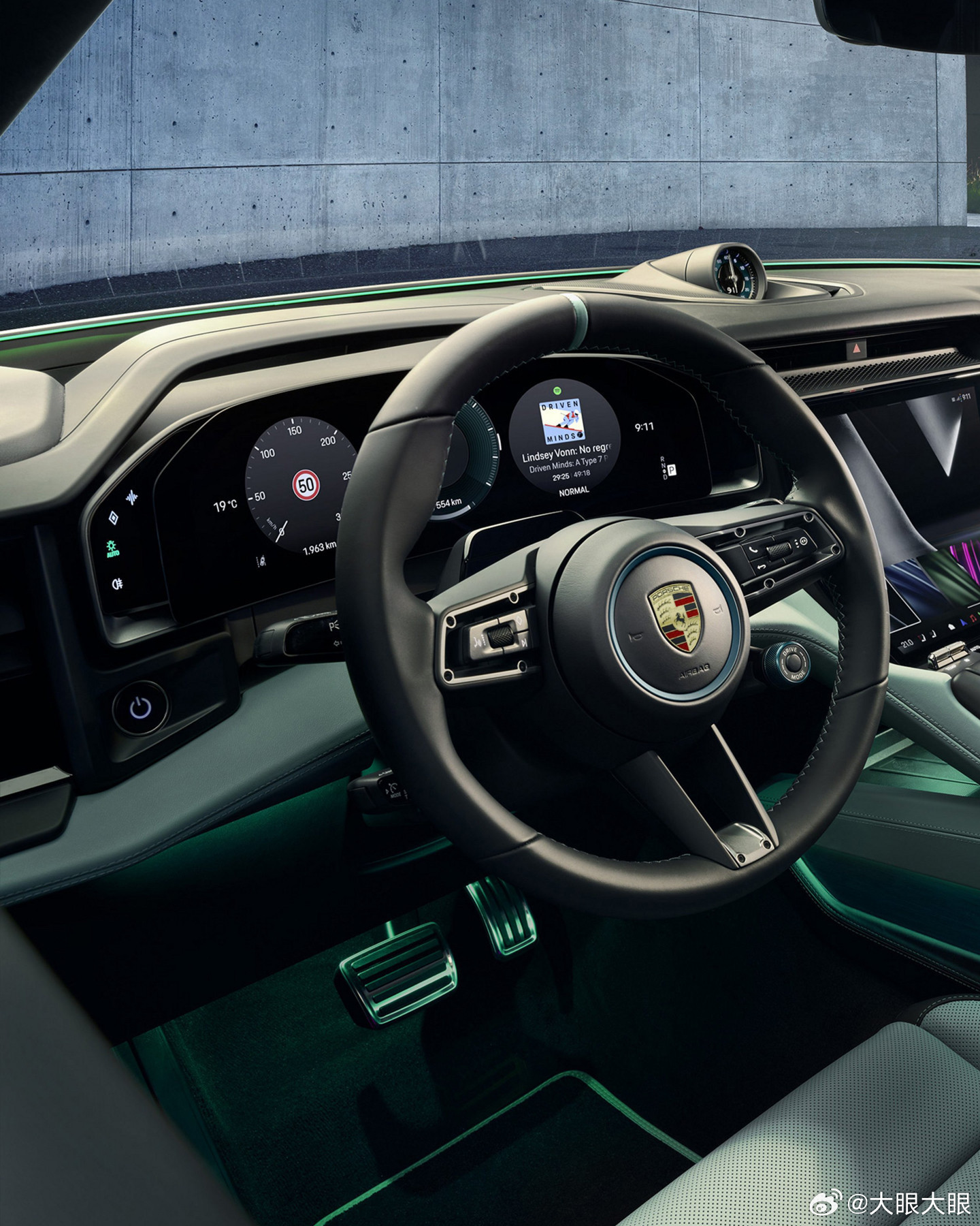 保时捷全新电卡宴S出了113度电池百公里19.5~21.6度666匹3.