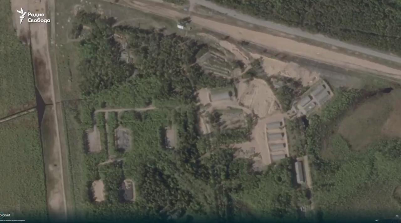 乌克兰袭击俄罗斯海军位于列宁格勒州的第15军火库的后续情况。在乌克兰无人机袭击