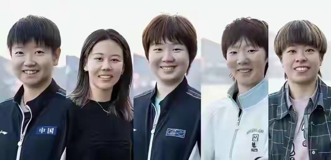 从脸型来看，孙颖莎笑起来像绽放的朵朵玫瑰花，那笑容明媚又治愈，真是美极了。