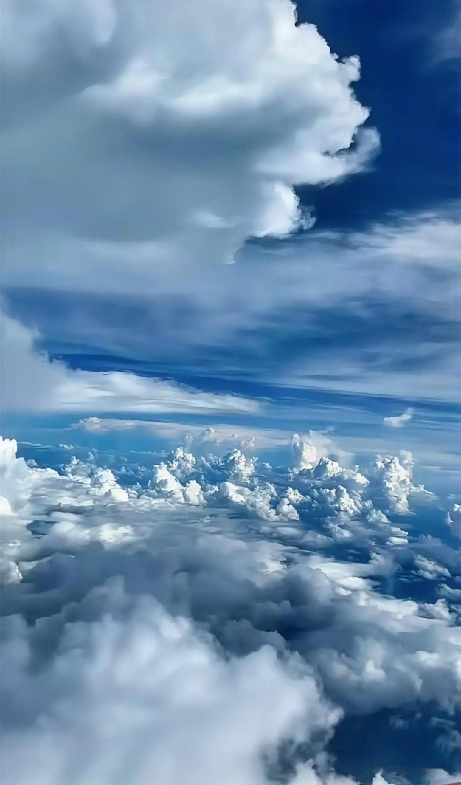 人性最现实的真相：多数人脉，都是花钱凑出来的虚假热闹人活到一定年纪，才算彻
