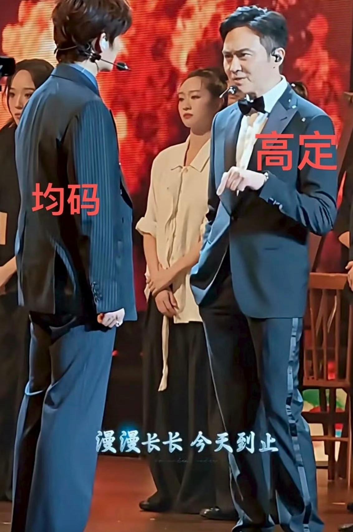 张智霖给张远演唱会当嘉宾，结果被网友笑到现在！张远演唱会请来张智霖当嘉宾，两人