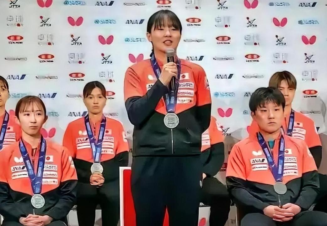 日乒举行归国记者见面会，张本智和：“希望有朝一日能和妹妹一起成为第一！”，张本美
