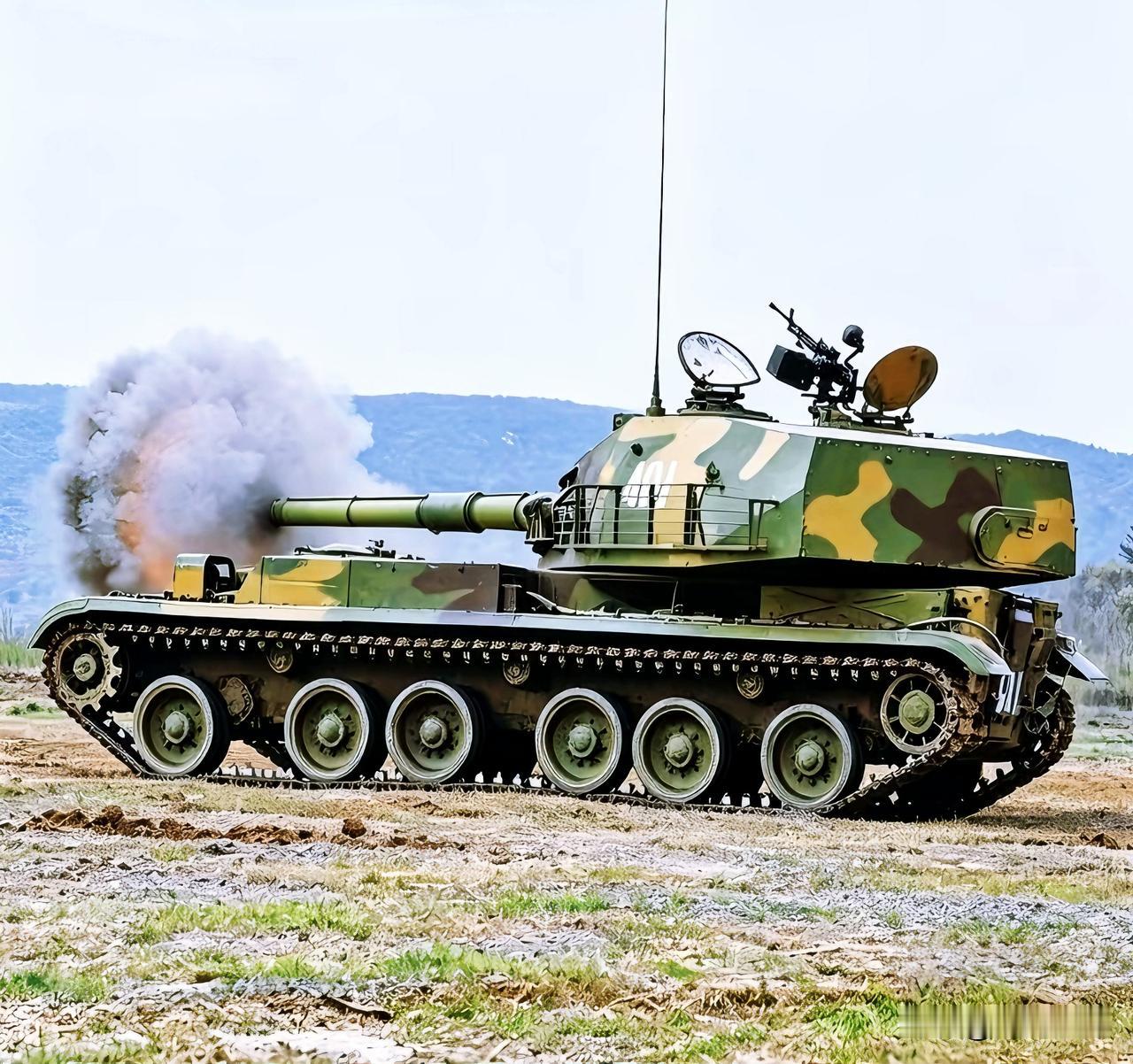 国产兵器——89式120毫米自行反坦克炮这是我军1989年开始装备的履带式自行