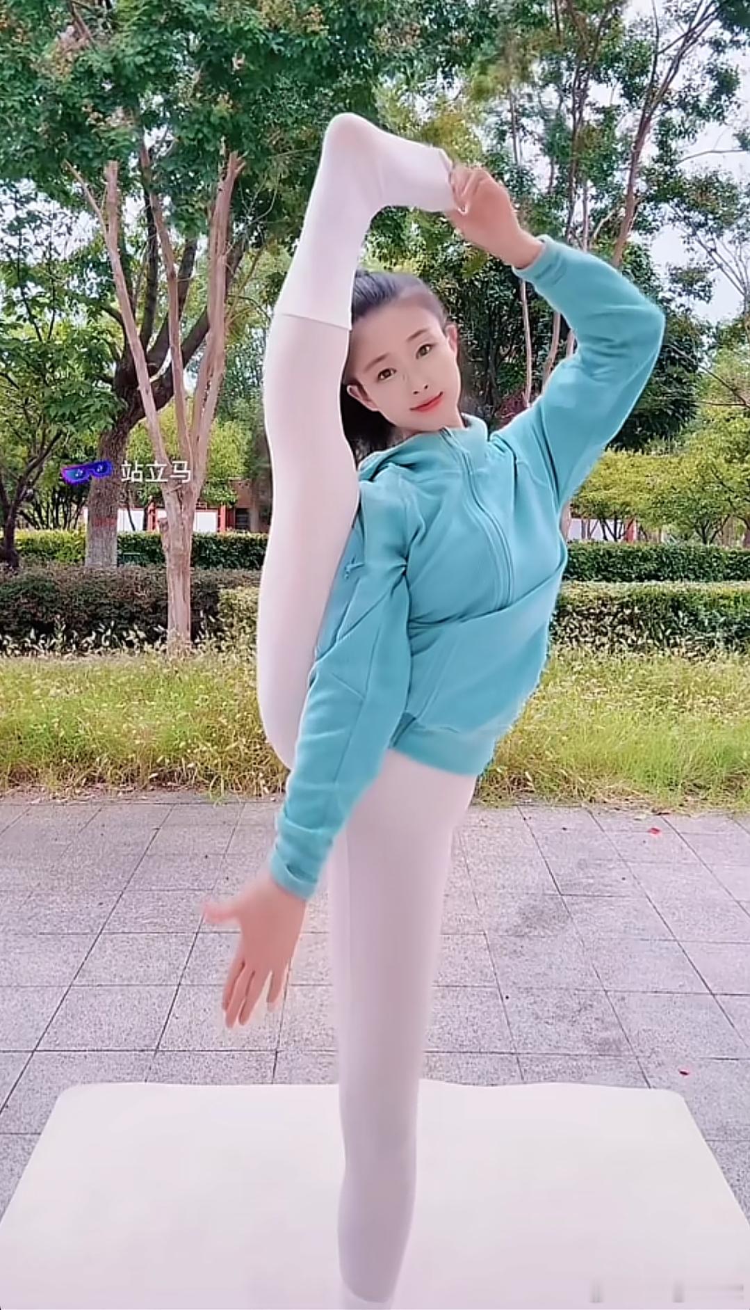 洋洋高锐～美、吗◎女人的世界让人……羡慕不己瞧，又是一次飒爽英姿……又是一次梦里