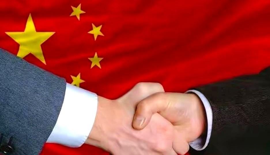 都说那是别人家的仗，离咱们十万八千里。可我总琢磨一个事儿，万一，我是说万一，那