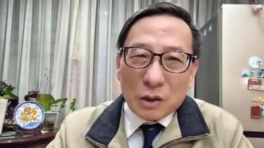 高志凯：我有把握在今后十个月左右，美国人工智能发展泡沫会破灭，触发世界范围内的金