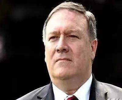 蓬佩奥被现实逼急了，也算说了一回真话实话。美国前国务卿蓬佩奥说：当年是美国承诺提