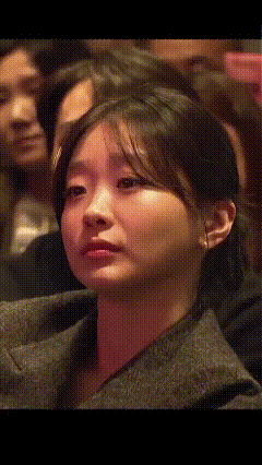 金多美属于耐看型的，越看越好看，