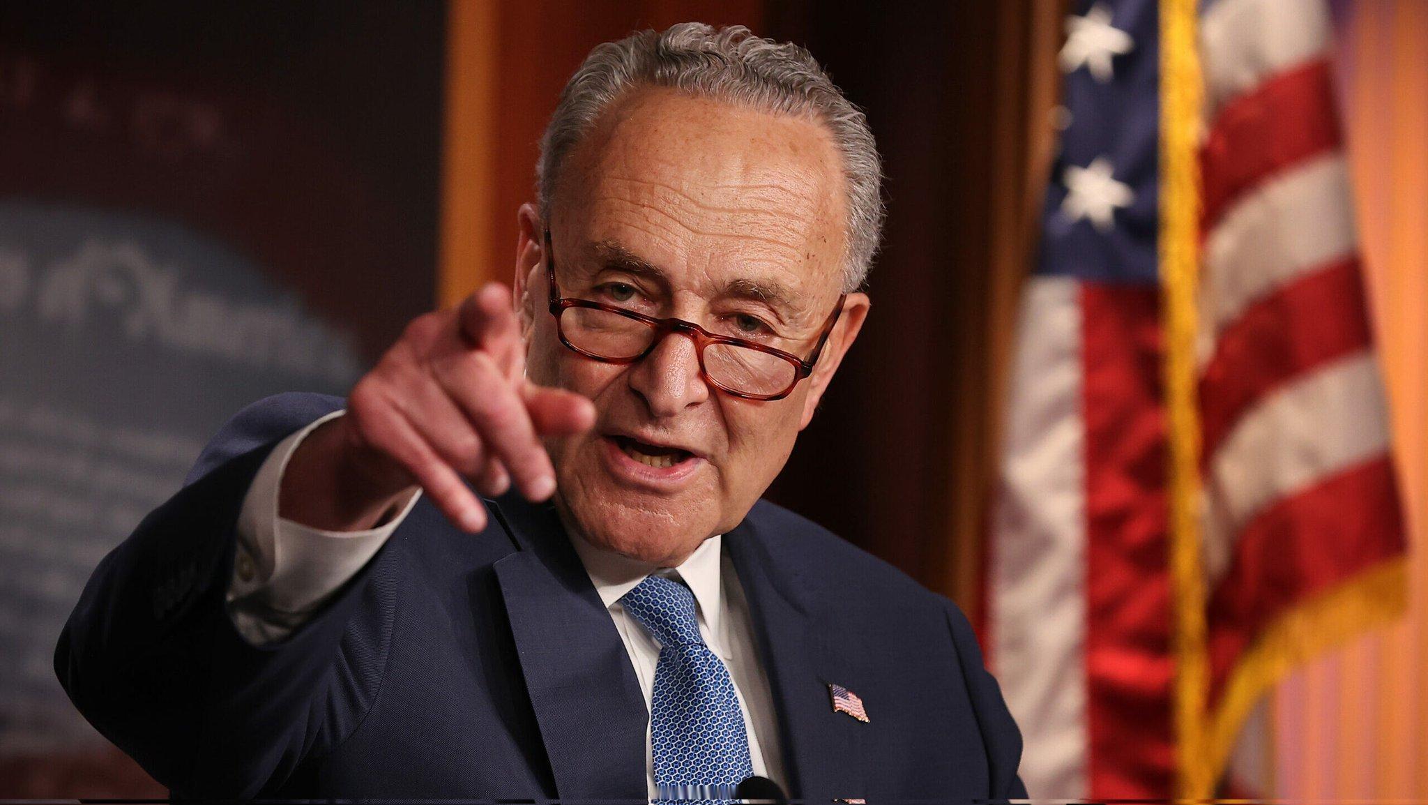 ❗美国参议员查克·舒默警告总统唐纳德·特朗普，若其采取未经立法机构批准的、针对委