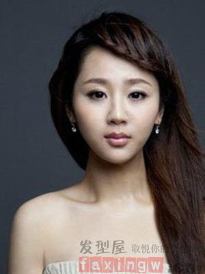 长发辫子发型图片 编出艺术美感_皮皮网 长发辫子发型图片 编出艺术美感