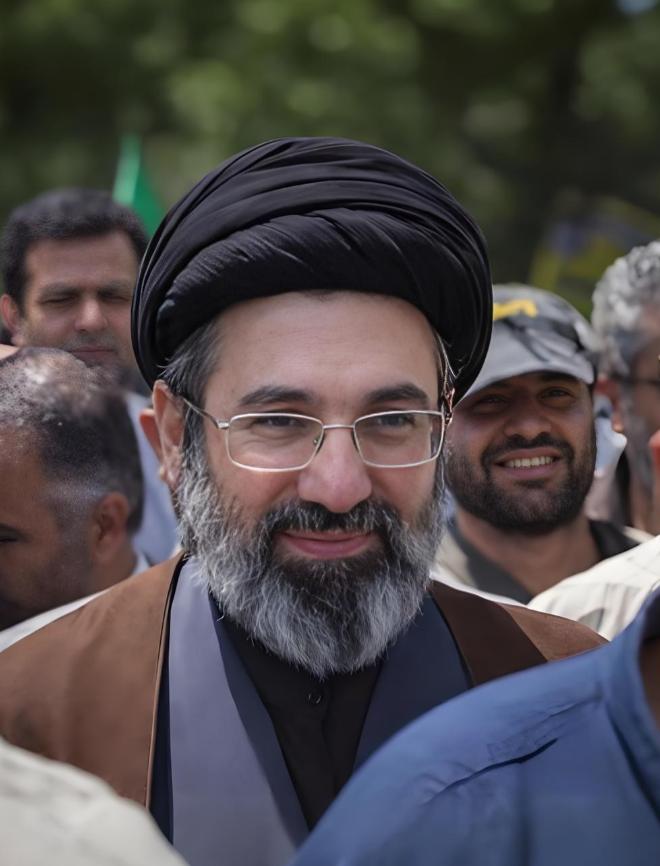 伊朗这步棋，真叫人后背发凉。自家挨了炸，伤亡惨重。按理说，该找动手的美以算账