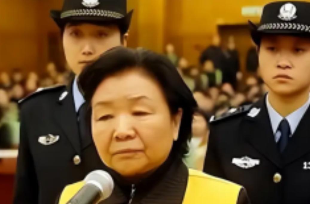 吃惊！曾毒害30万婴儿的三鹿集团董事长，田文华因狱中表现良好，短短五年间就获得三