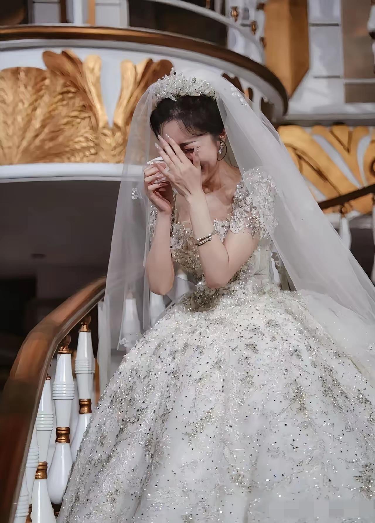 有个小同事要结婚了，婆家主动说彩礼给8万8，可姑娘却说不行，只要8千8，因为