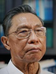 钟南山院士多次倡导成年人运动标准：建议成年人每周完成150分钟到300分