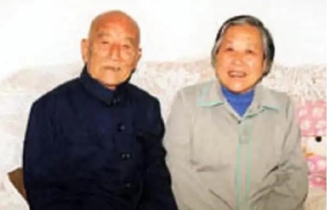 1971年，48岁的农民娶了一个小他10岁且坐过牢的女大学生，新婚夜，农