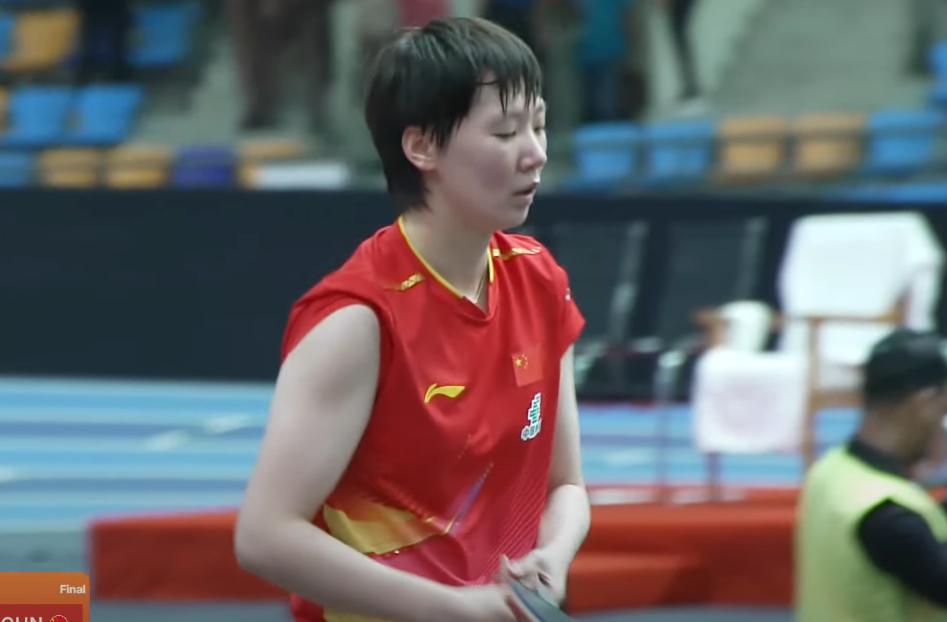坏了，这才第一局，鳗鱼脸色这么红？大家都知道印度非常闷热，主办方又不舍得开